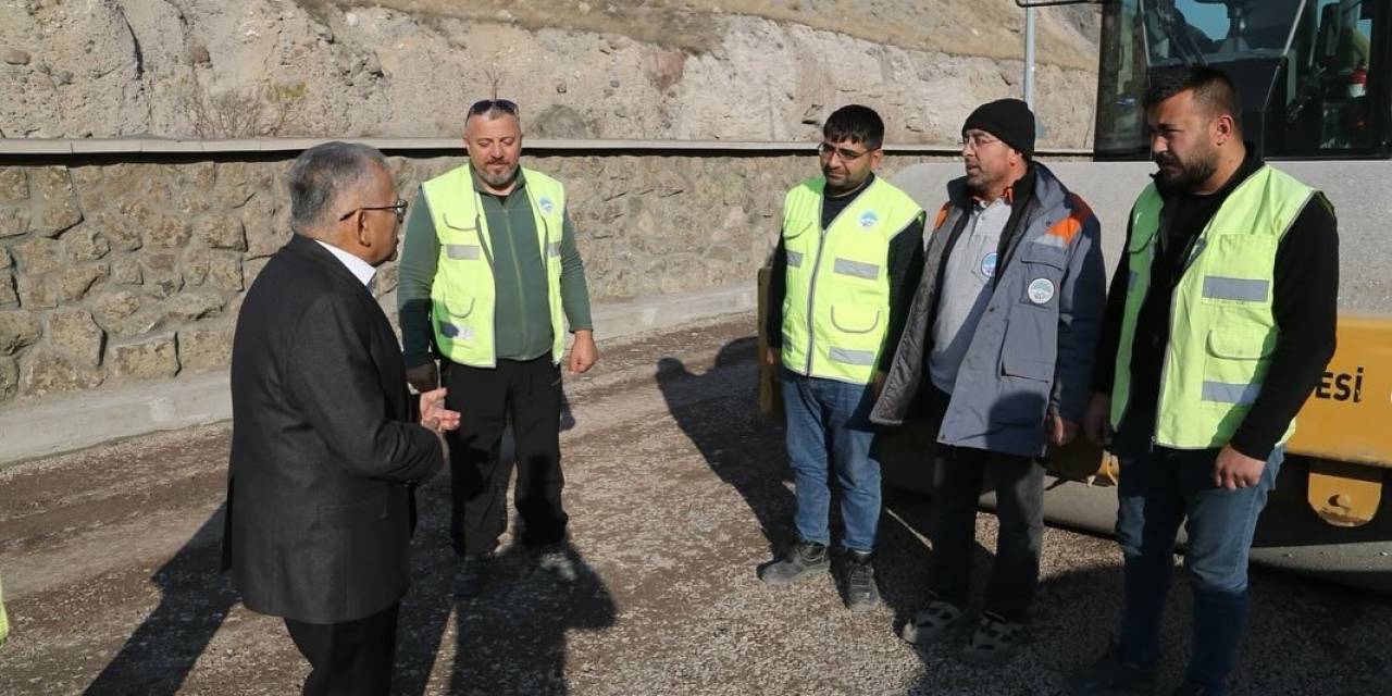 Başkan Büyükkılıç, Fatih Sultan Mehmet Bulvarı’nda Çalışmaları İnceledi