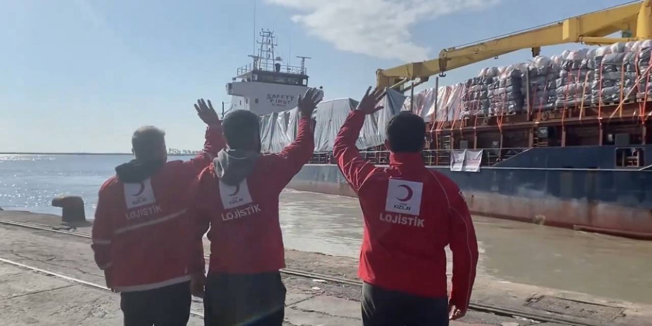 Gazze’ye Yardım Gemisi Mersin’den Hareket Etti