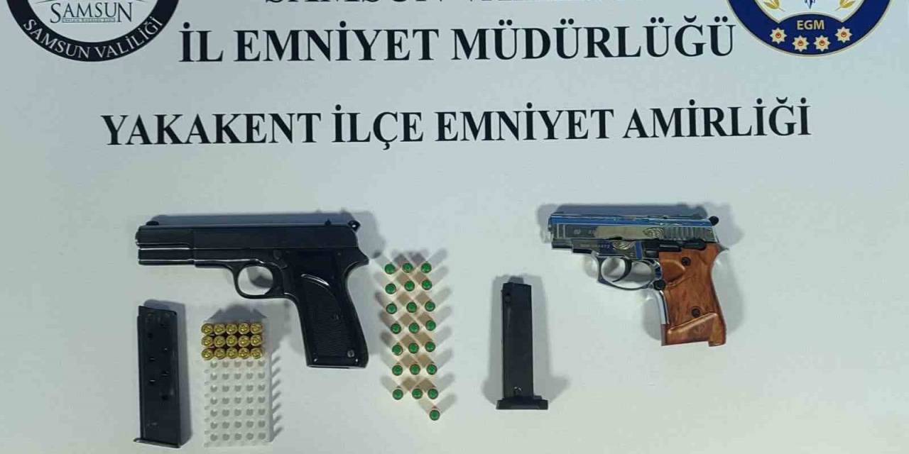 Yakakent’teki Uygulamada Silah Ele Geçirildi