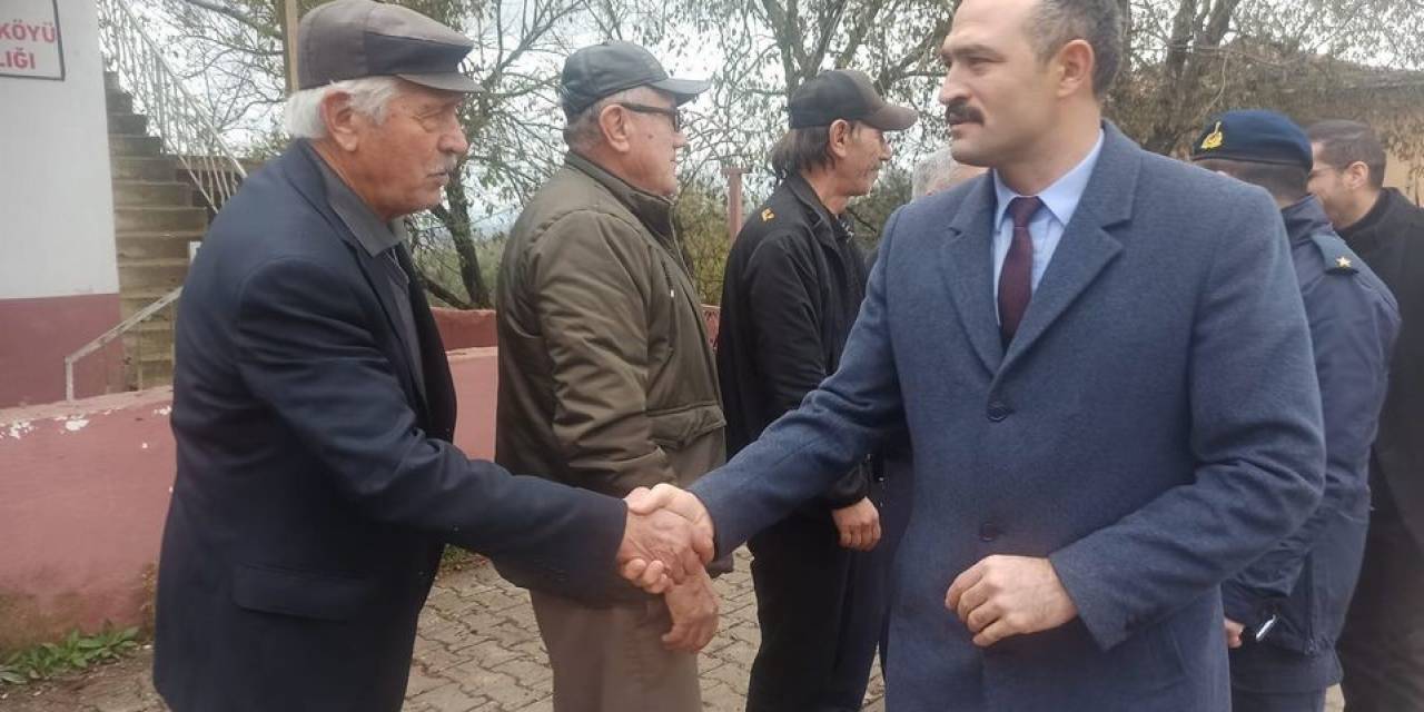 Kaymakam Sözen Halk İle Buluşarak Taleplerini Dinliyor