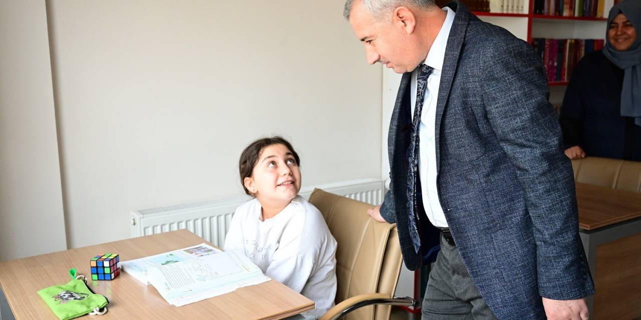 Çınar, “Öğrencilerimize Her Türlü Desteği Veriyoruz”