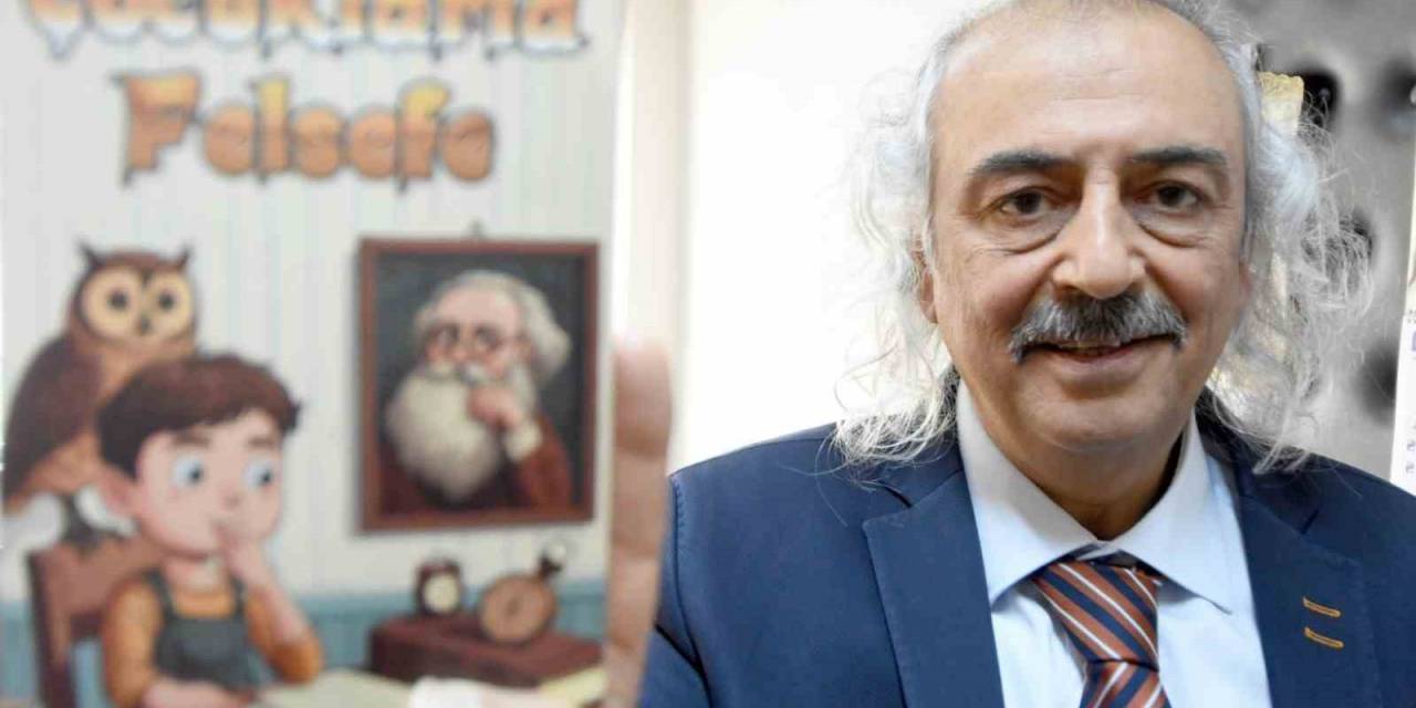 Prof. Dr. Özden’den, ’çocuklarla Felsefe’ Kitabı