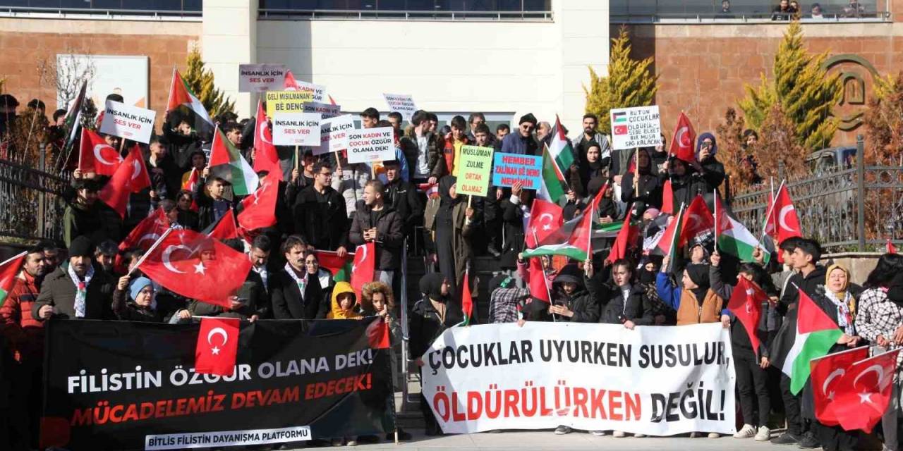 Filistin İçin Ahlat’ta Yürüyüş Yapıldı