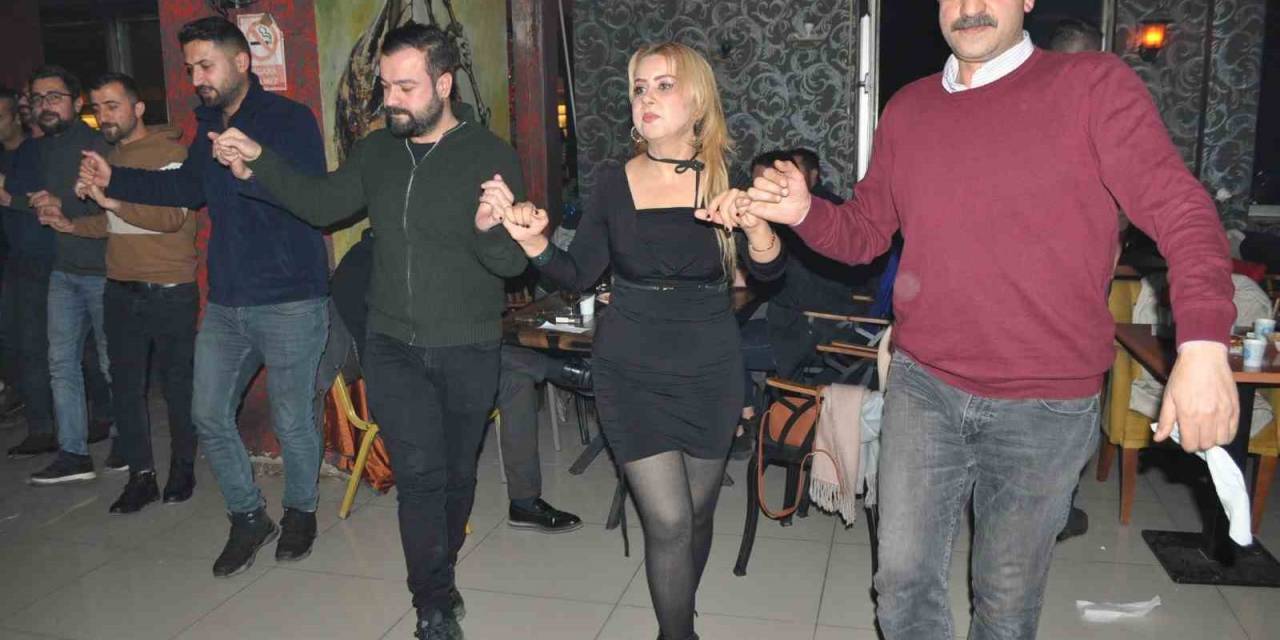 Yüksekova’da Sağlık Çalışanları Moral Gecesinde Bir Araya Geldi