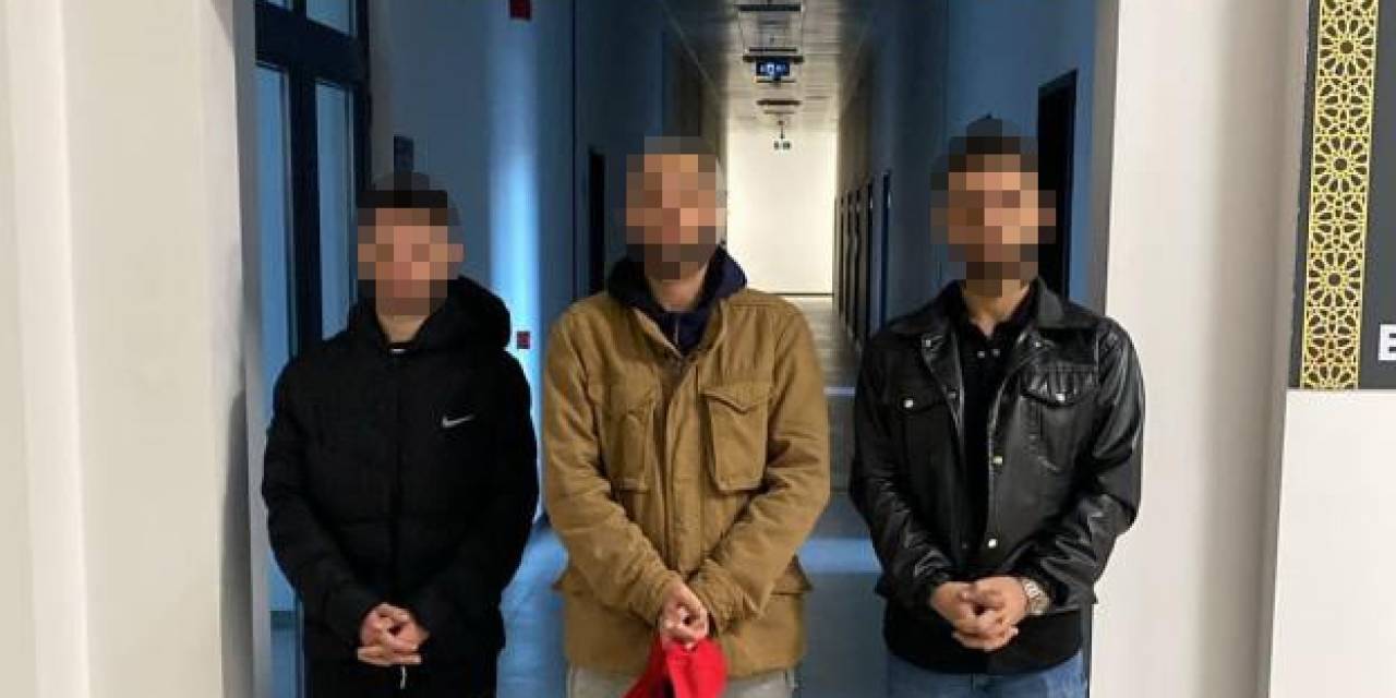 Kocaeli’de 2 Kişiyi Tekmeleyip Acımasızca Kemerle Döven Şahıslar Yakalandı