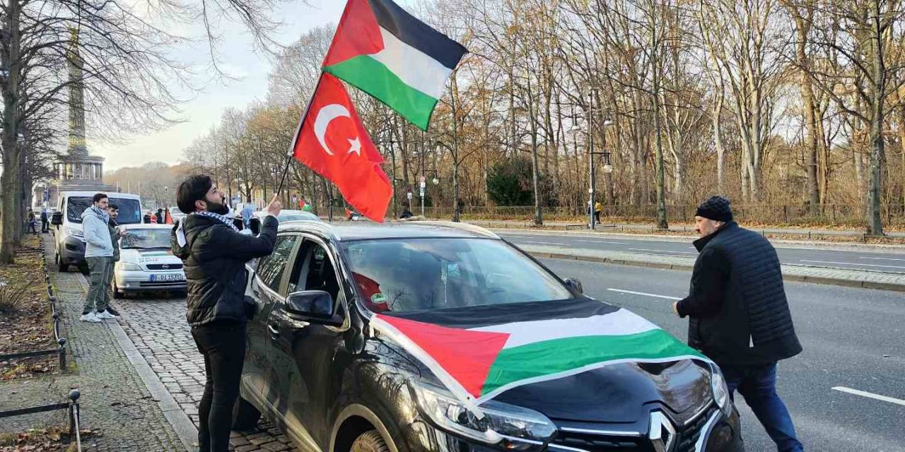 Berlin’de Filistin’e Destek Konvoyu