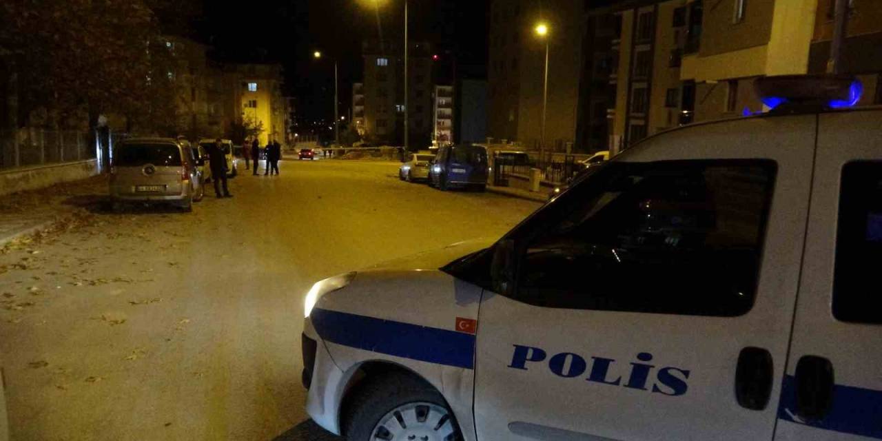 Tartıştığı Kişiyi Pompalı Tüfekle Vurdu