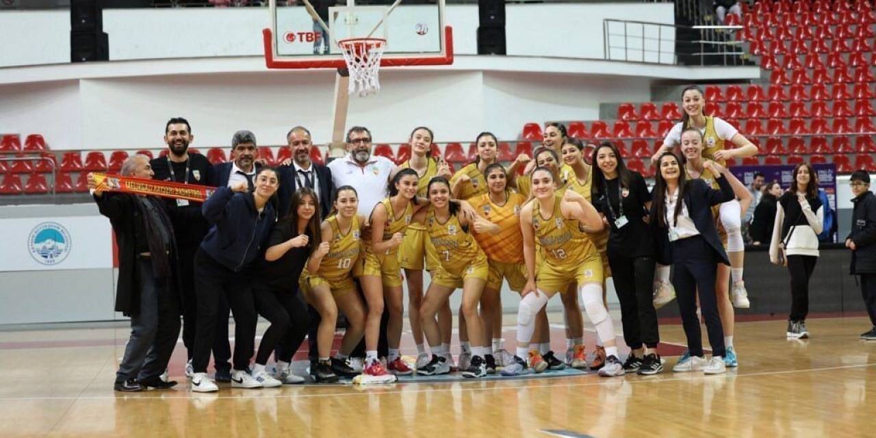 Gençler Ligi: Melikgazi Kayseri Basketbol: 71 - Ted Ankara Kolejliler: 66