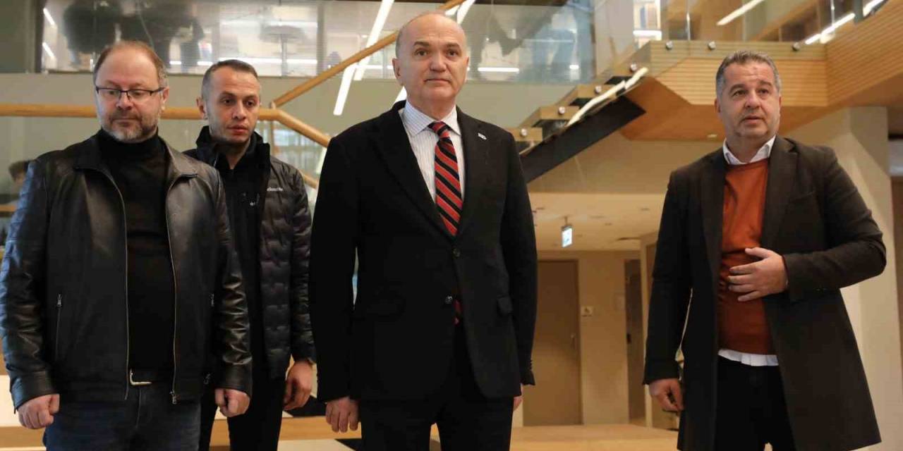 Başkan Özlü Projeleri Yerinde İnceledi