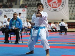 Türkiye Ümit, Genç Ve 21 Yaş Altı Karate Şampiyonası Başladı
