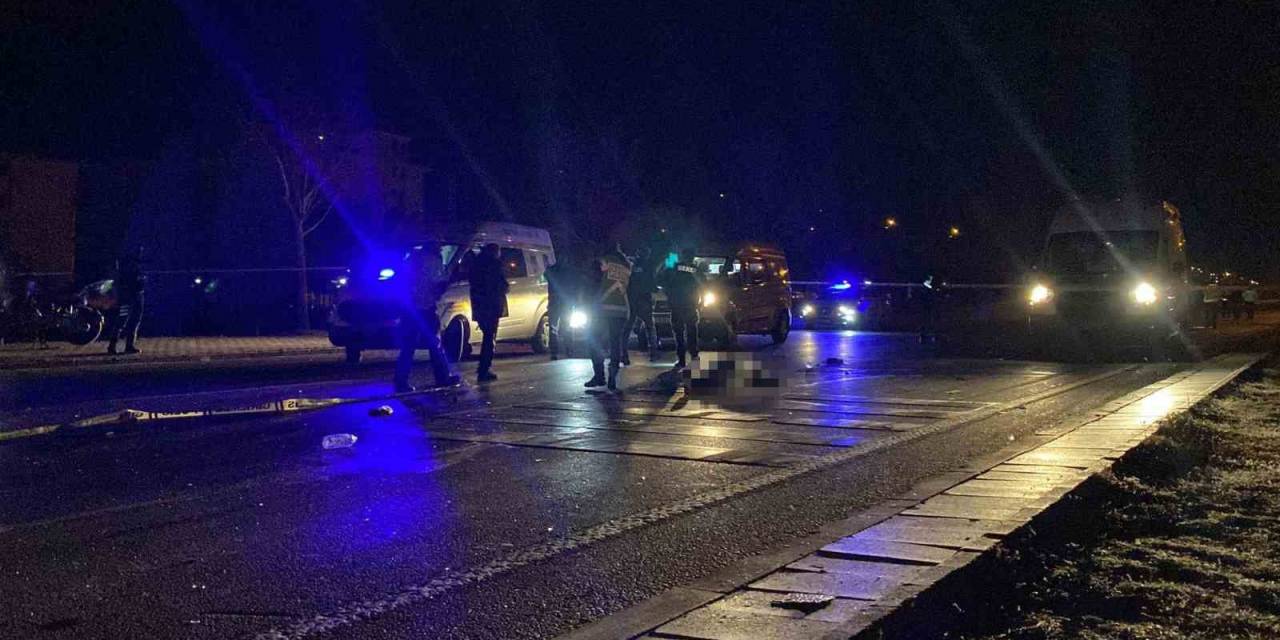 6 Kişinin Öldüğü Caddede 153 Kilometre Hız Yapıp Makas Attı Paylaşımıyla Pes Dedirtti