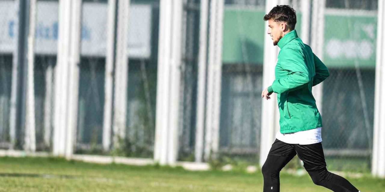 Bursaspor Yoğun Çalışıyor