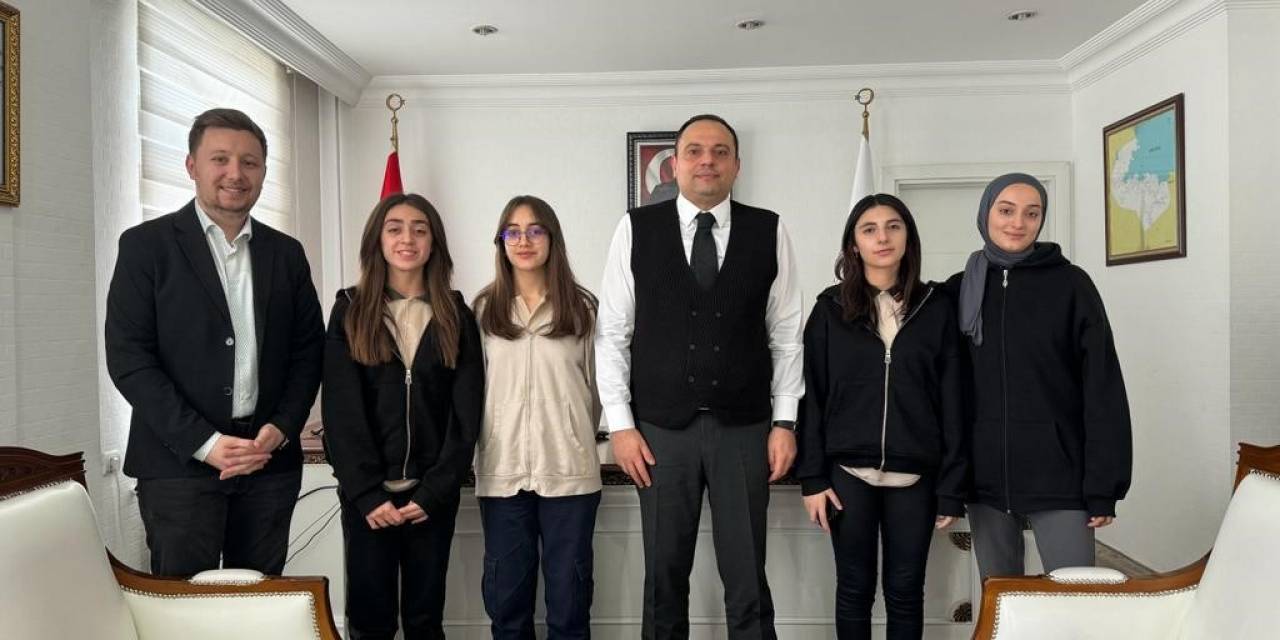 Öğrencilerden Kaymakam Demir’e Ziyaret