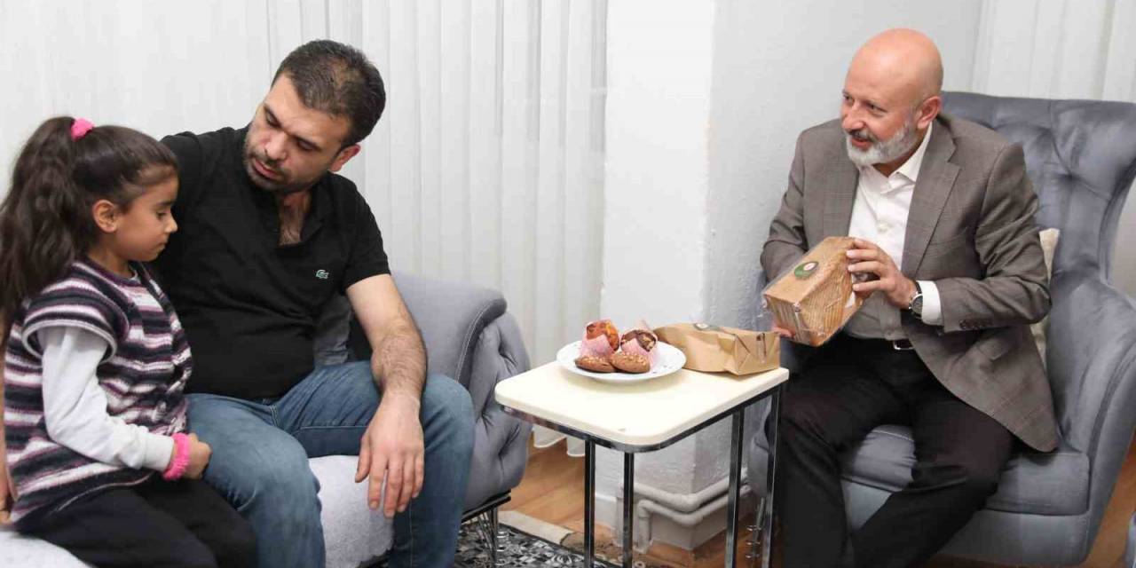 Başkan Çolakbayrakdar, “Türkiye’de İlk Olan Uygulamalarla Model Olduk”