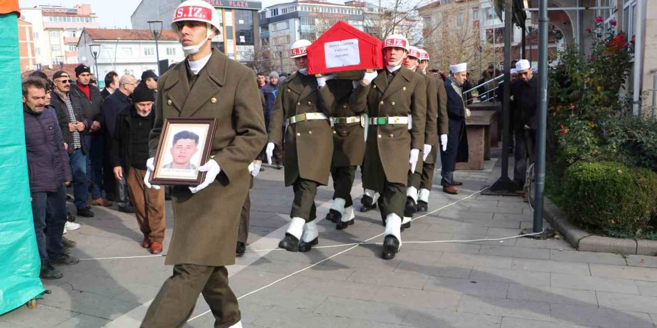 Sözleşmeli Er Toprağa Verildi