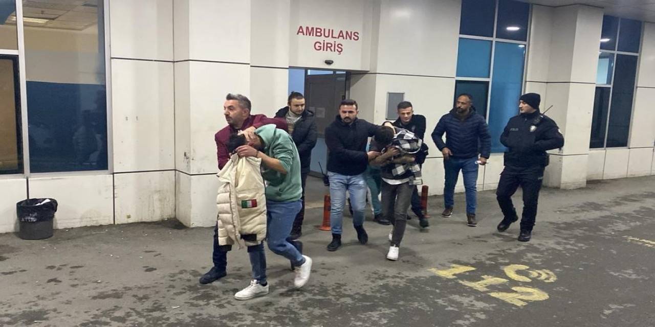 Zorla Kredi Çektirip Tacizde Bulunan 3 Kişi Tutuklandı
