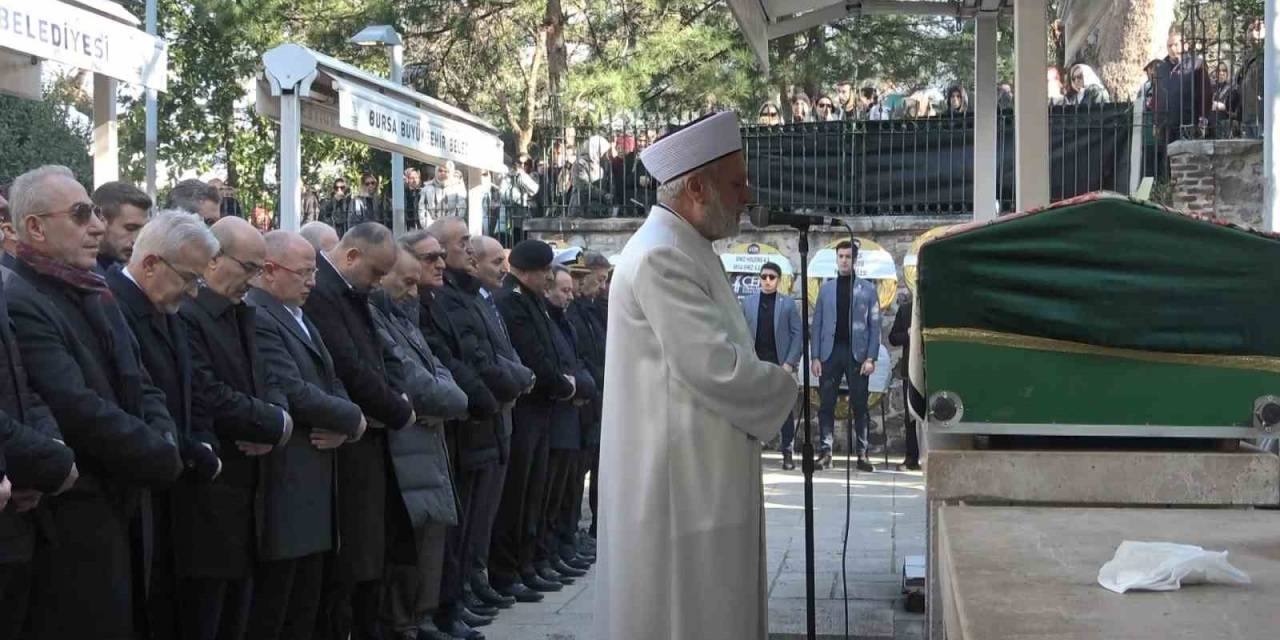 Zeki Zorlu’nun Eşi Türkan Zorlu Hayatını Kaybetti