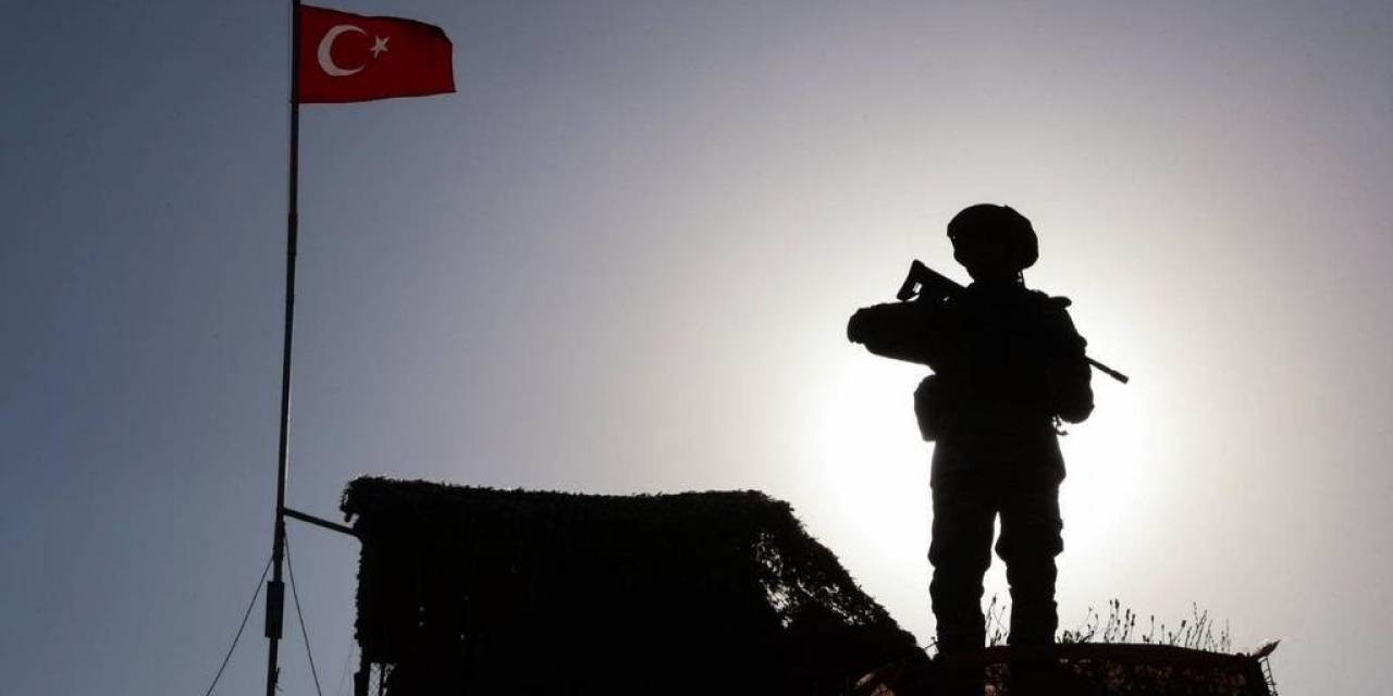 Hudut Kartalları Yasa Dışı Yollarla Sınırları Geçmeye Çalışan 46 Kişiyi Yakaladı