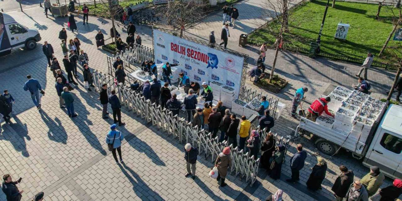 Gaziosmanpaşalı Vatandaşlara 3 Ton Balık Dağıtıldı