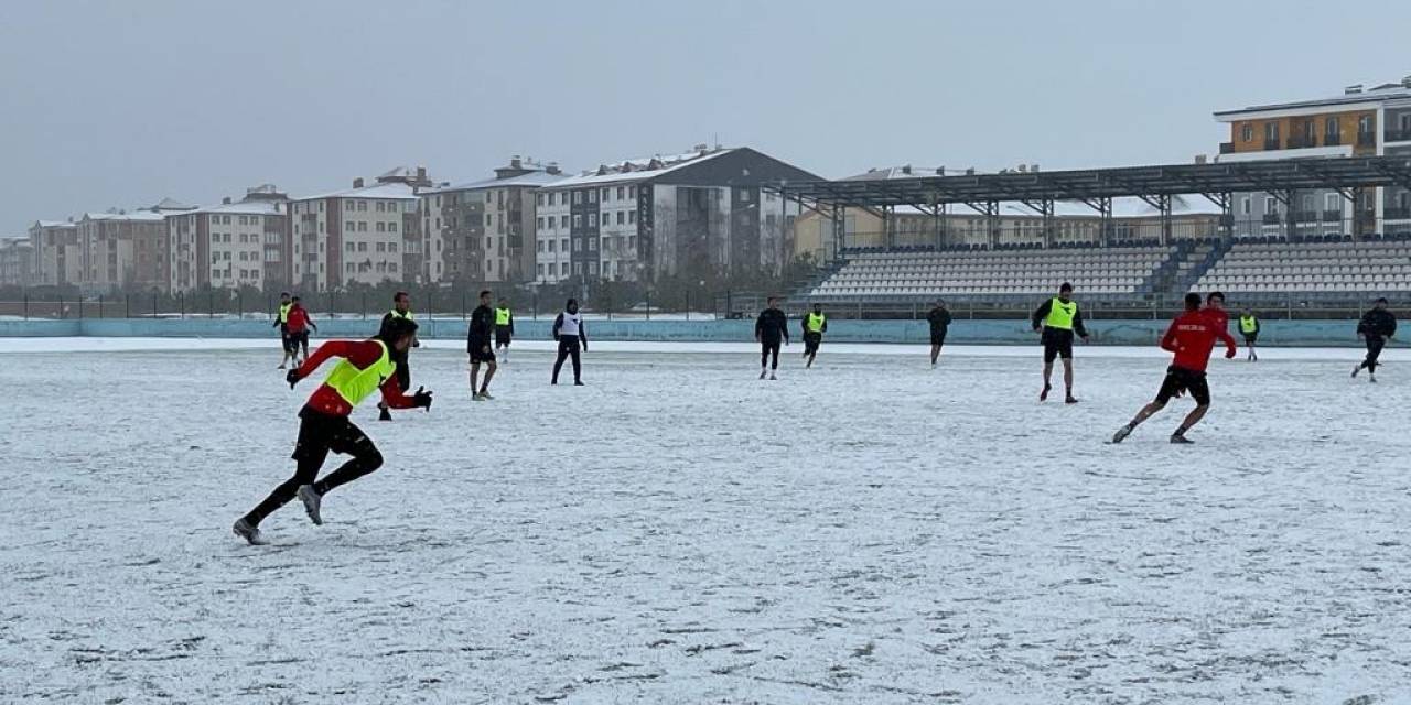 Kars 36 Spor’da Hedef Galibiyet