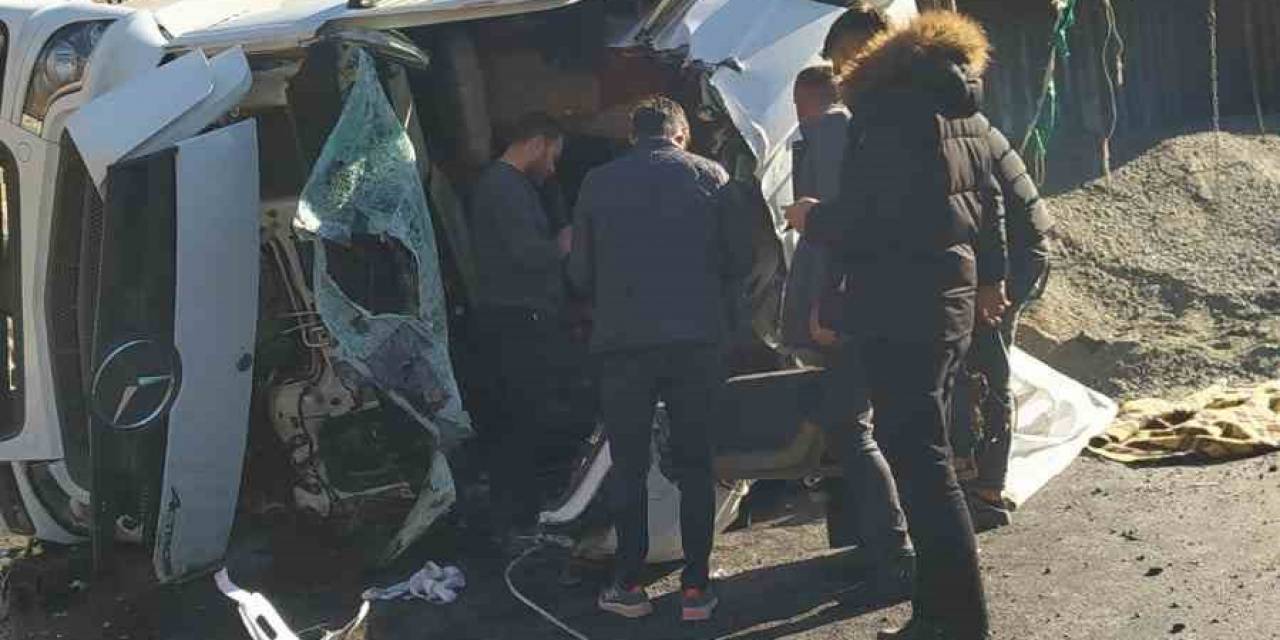Bitlis‘Teki Trafik Kazasında 1 Kişi Yaralandı