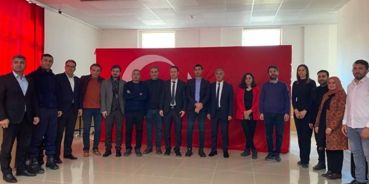 Samsat’ta Şiir Etkinliği Gerçekleştirildi