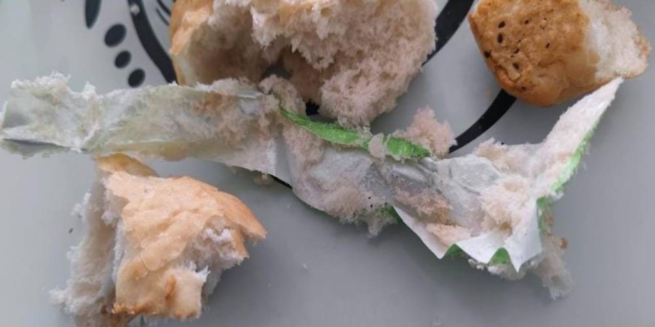 Ekmek Diye Aldı, İçinden Naylon Çıktı