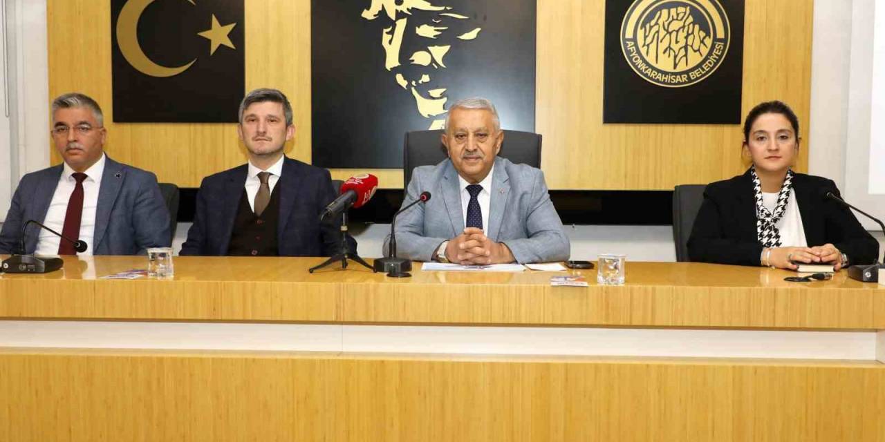 Başkan Zeybek: “58 Mahallemize 500 Bin Ton Sıcak Asfalt Serip, 995 Milyon Tl Yatırım Yaptık”