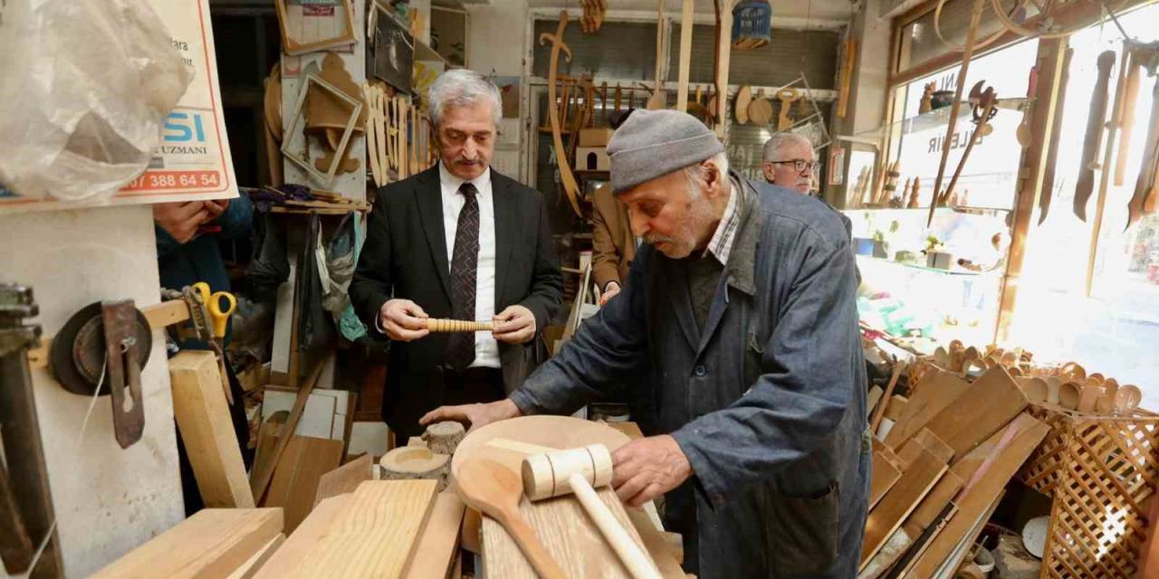 Tahmazoğlu 86 Yaşındaki Marangoz Ustasına Misafir Oldu