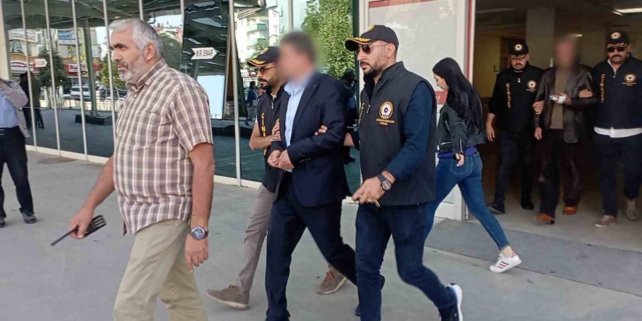 Profesörün Yaralanması Olayına Karışan Profesör Ve Kardeşi Hakim Karşısında
