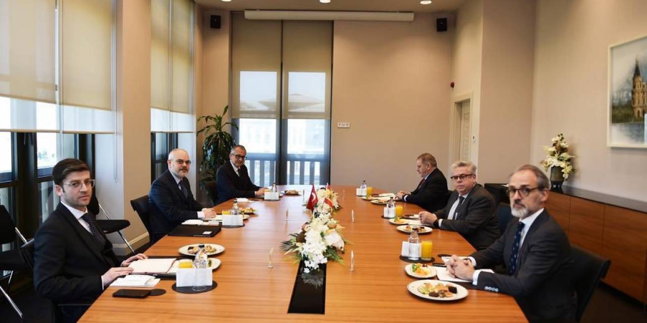 Cumhurbaşkanı Dış Politika Ve Güvenlik Başdanışmanı Kılıç, Ab Türkiye Raportörü Sanchez İle Görüştü