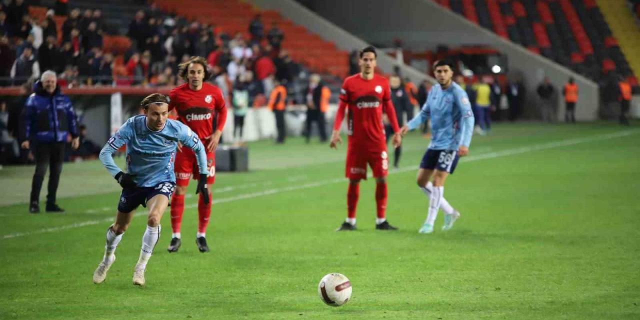 Trendyol Süper Lig: Gaziantep Fk: 2 - Adana Demirspor: 2 (Maç Sonucu)