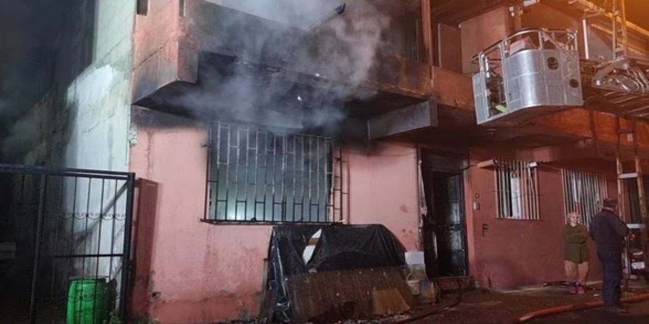 Beykoz’da İki Katlı Binada Yangın