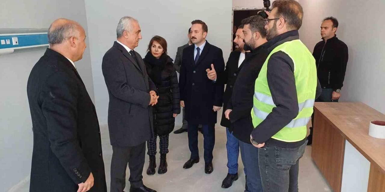 Vali Avni Çakır, Malazgirt’teki Kamu Yatırımlarını Denetledi