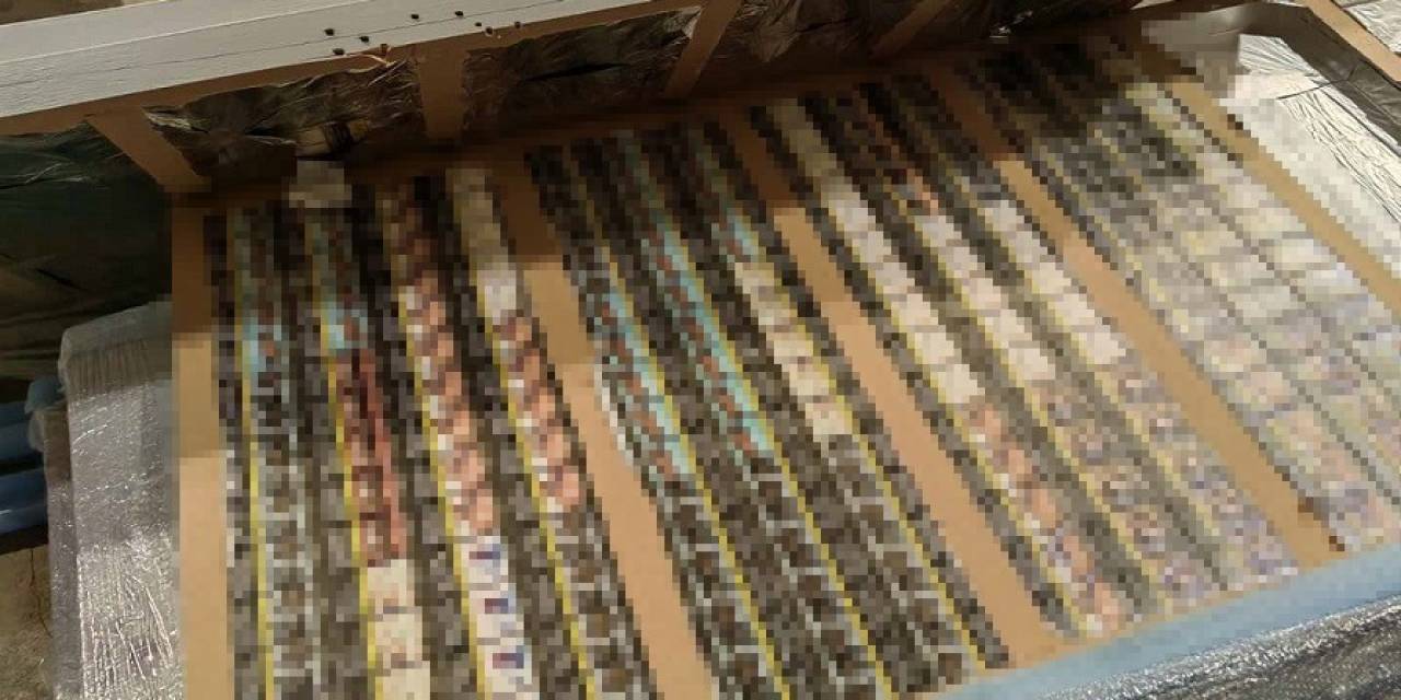 Sınır Kapısında 11 Bin 400 Kutu Kaçak Sigara Ele Geçirildi