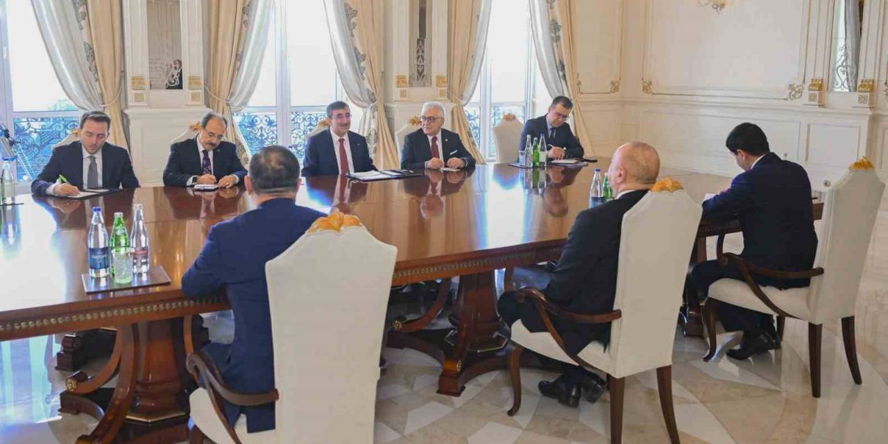 Cumhurbaşkanı Yardımcısı Yılmaz, Azerbaycan Cumhurbaşkanı Aliyev İle Görüştü