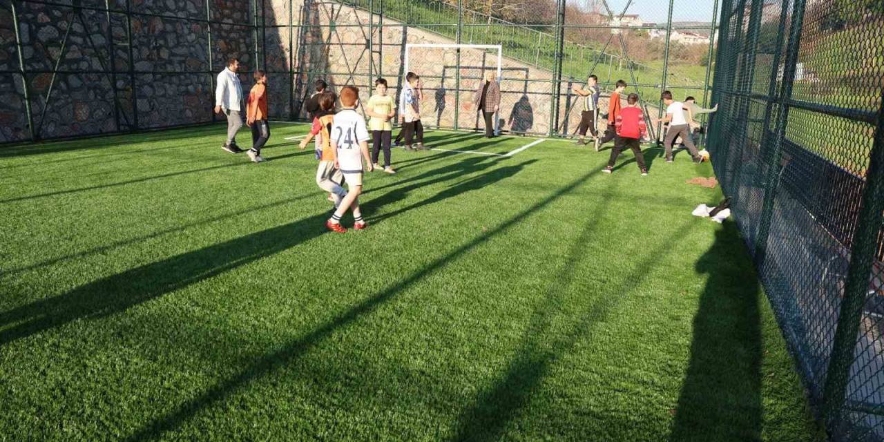 Derince Spor Alanlarıyla Donatılıyor