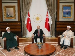 Cumhurbaşkanı Erdoğan, Eski Kudüs Baş Müftüsü Sabri’yi Kabul Etti