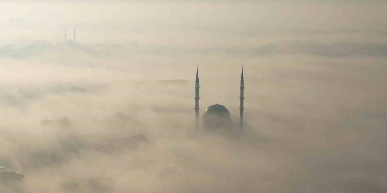 İstanbul’da Büyüleyici Sis Manzarası Havadan Görüntülendi
