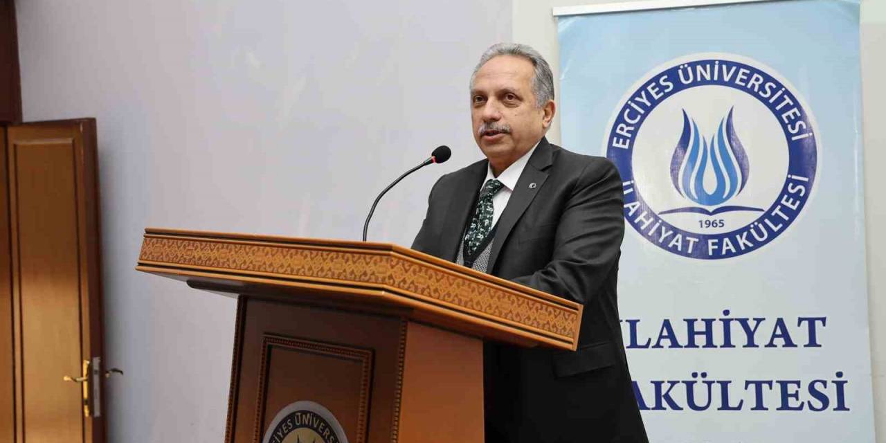 Başkan Yalçın İlahiyat Öğrencileri İle Buluştu