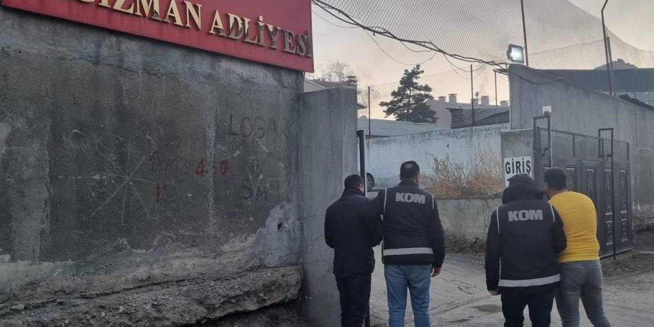 Kars’ta Polis Tefecilere Darbe Vurdu