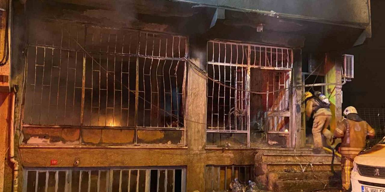 Esenler’de Yangında Can Pazarı: 1 Kişi Hayatını Kaybetti, 1’i Ağır 5 Kişi Kişi Yaralandı
