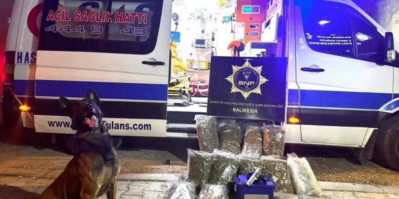 Ambulansla Uyuşturucu Taşıyan 3 Şüpheli Tutuklandı