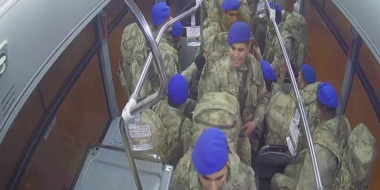 Enkazdan Onlarca Canı Kurtaran Kahramanların Adıyaman’a Geliş Görüntüleri Ortaya Çıktı