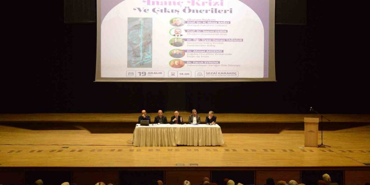 Diyarbakır’da ’inanç Krizi Ve Çıkış Önerileri’ Paneli Düzenlendi