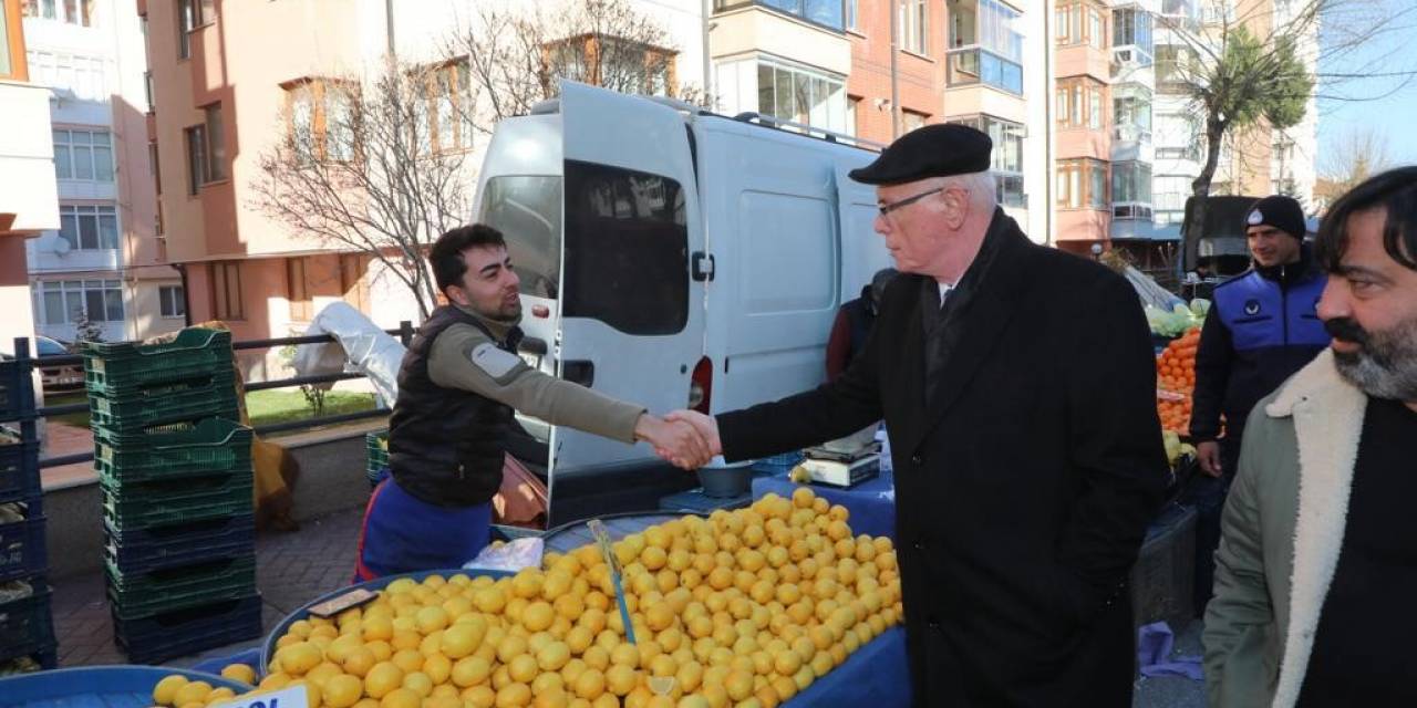 Başkan Kurt’tan Pazara Ziyaret