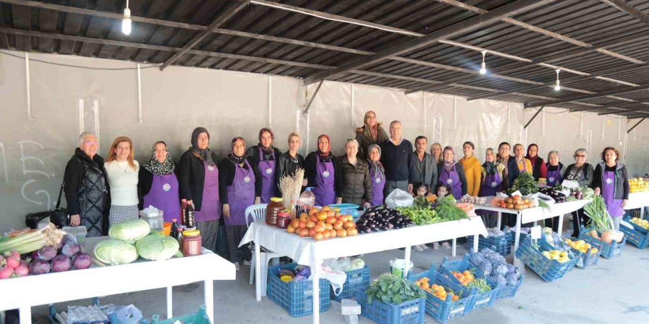 Mezitli’de Yerli Üretim Doğal Ürünler Sergilendi