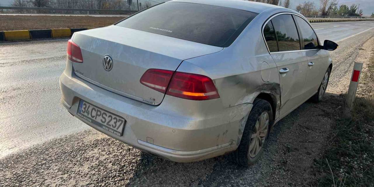 Kastamonu’da İki Otomobil Çarpıştı: 2 Yaralı