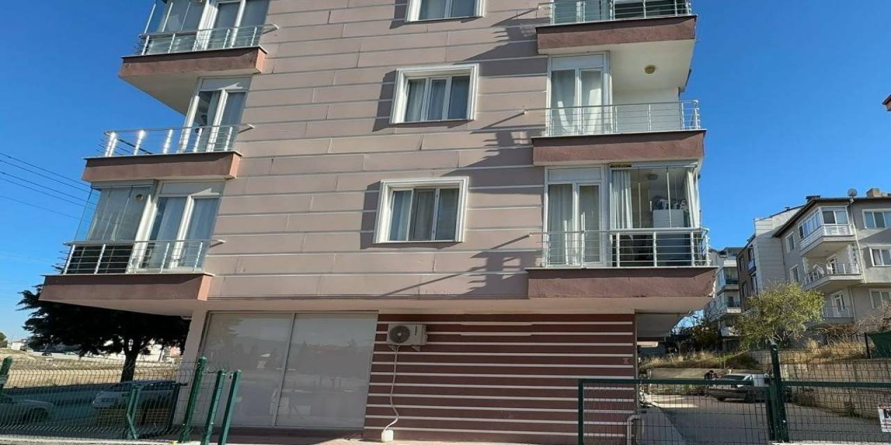 Ev Sahibinin Elinden Kaçırdığı Hırsız Polis Ekipleri Tarafından Yakalandı