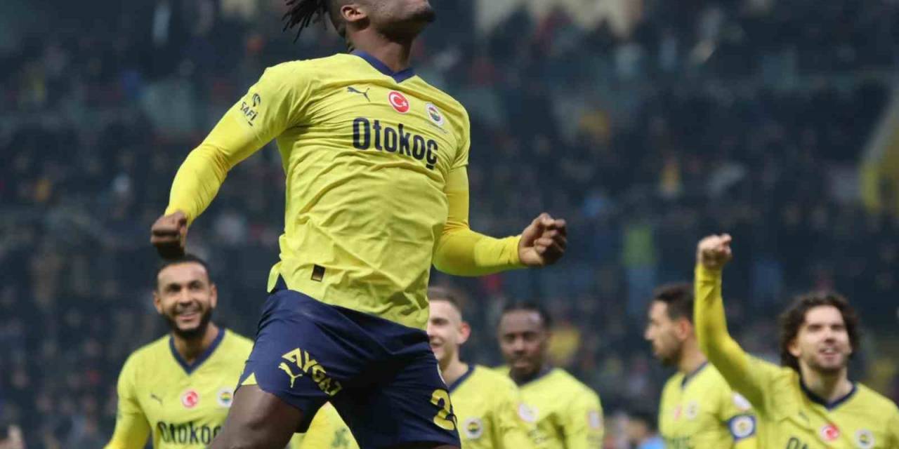 Batshuayi Hat-trick Yaptı, Galibiyetin Mimarı Oldu